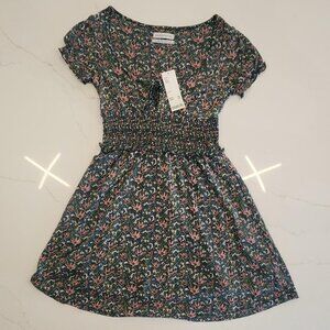 NEW Urban Outfitters Sz S Boho AOP Floral Dress Women’s Green Mini Romantic Chic